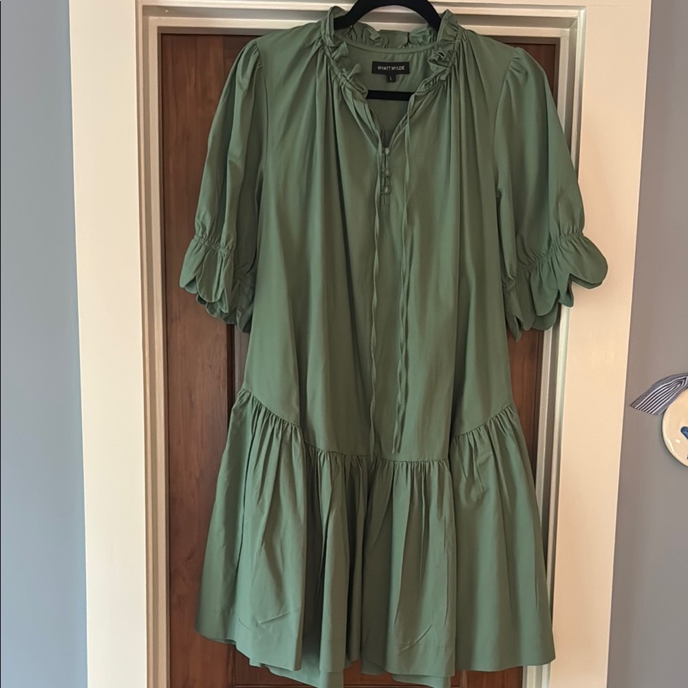 Elegant Green Ruffle Tunic Dress